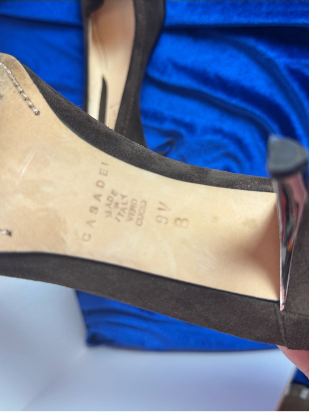 Casadei Women's Brown Suede Pointed-Toe Kitten Heel Pumps - Picture 7 of 9